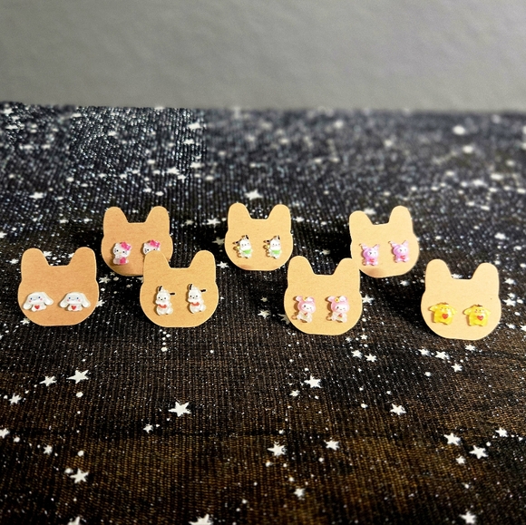 Custom Pompompurin Hypoallergenic Stainless Steel Post Earrings - Picture 4 of 5